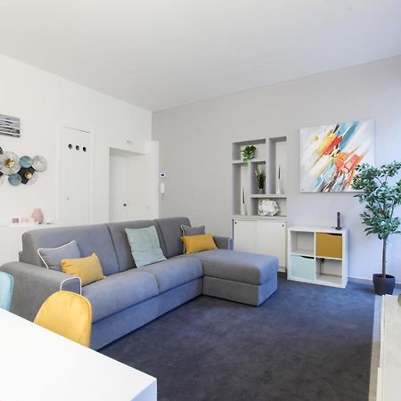 Modern Apartment Close To Shopping District Milan Extérieur photo