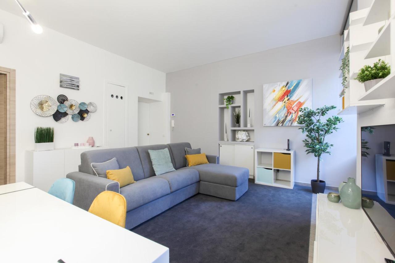 Modern Apartment Close To Shopping District Milan Extérieur photo